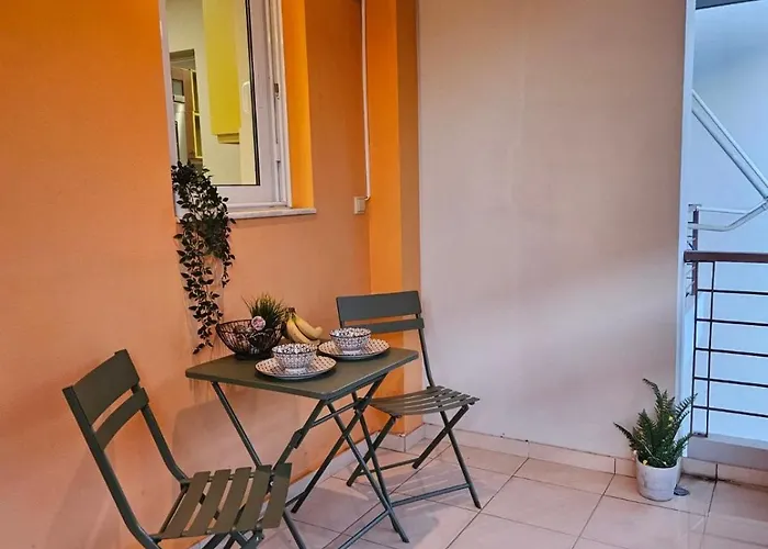 With Large Veranda 12min Center 10min Апартаменты *