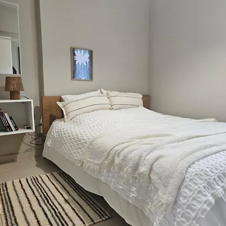 With Large Veranda 12min Center 10min *