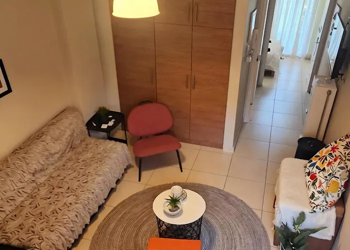 With Large Veranda 12min Center 10min *