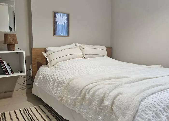 With Large Veranda 12min Center 10min *